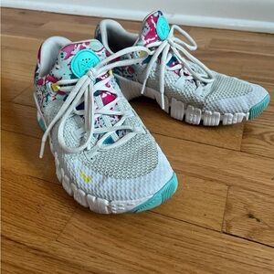 Women’s Nike Free Metcon 4 - Photon Dust Paint Splatter